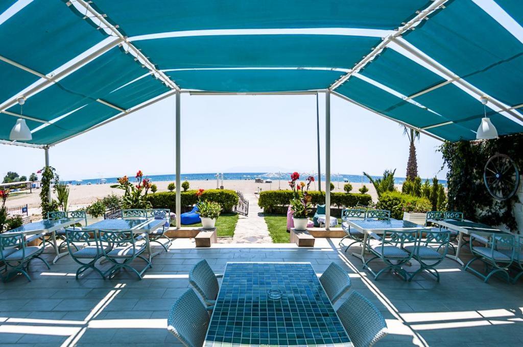 Colophon Beach Otel Gumuldur Exterior photo